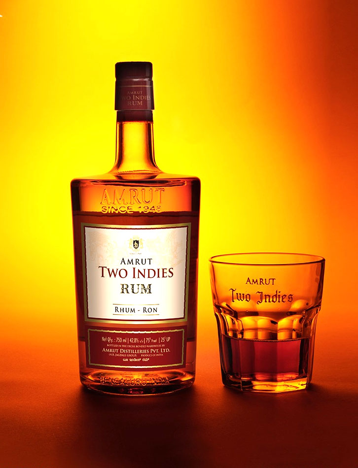 TWO INDIES RUM